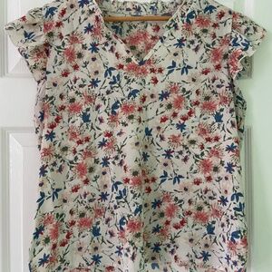 Floral Top No Brand